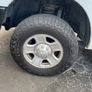 2018 RAM 3500 Tradesman Crew Cab 4x4 6'4' Box