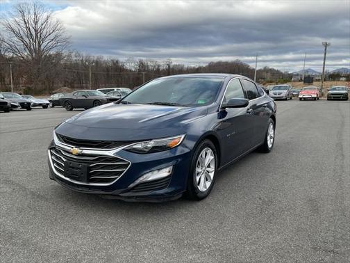 2022 Chevrolet Malibu FWD LT