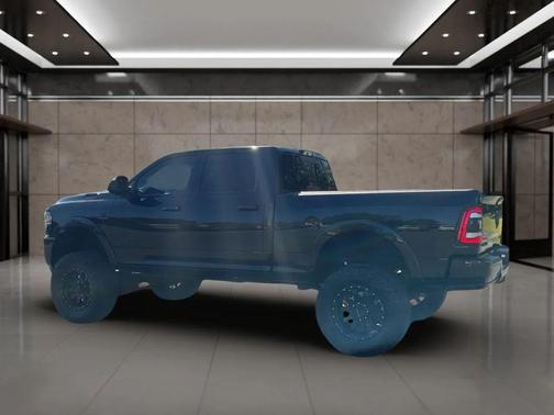 2020 RAM 2500 Laramie Crew Cab 4X4 6'4' Box