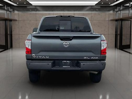 2018 Nissan Titan SL