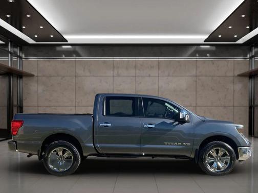 2018 Nissan Titan SL