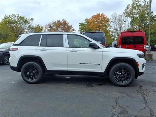 2025 Jeep Grand Cherokee Altitude