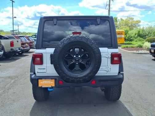 Bright White Clearcoat 2023 Jeep Wrangler 4xe Rubicon 20th Anniversary