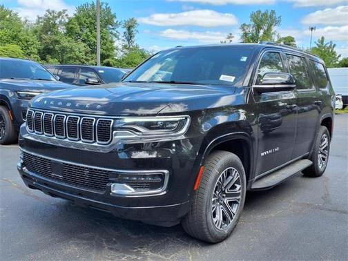 2025 Jeep Wagoneer Base