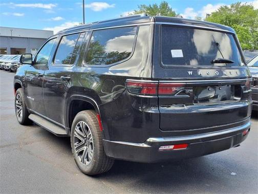2025 Jeep Wagoneer Base
