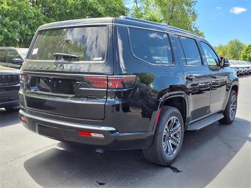 2025 Jeep Wagoneer Base