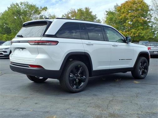 2025 Jeep Grand Cherokee Altitude