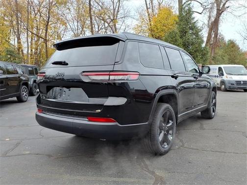 2025 Jeep Grand Cherokee L Altitude
