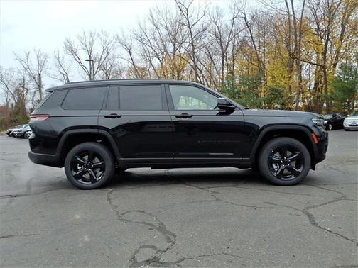 2025 Jeep Grand Cherokee L Altitude