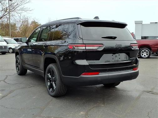 2025 Jeep Grand Cherokee L Altitude