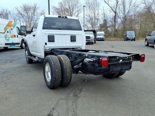 Bright White Clearcoat 2026 RAM 3500 Tradesman