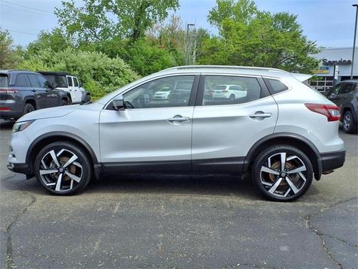 2021 Nissan Rogue Sport SL