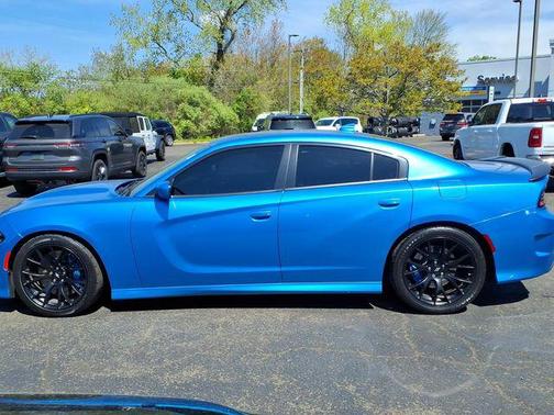 B5 Blue Pearlcoat 2019 Dodge Charger R/T Scat Pack