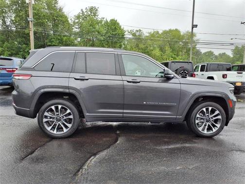 2023 Jeep Grand Cherokee 4xe Overland