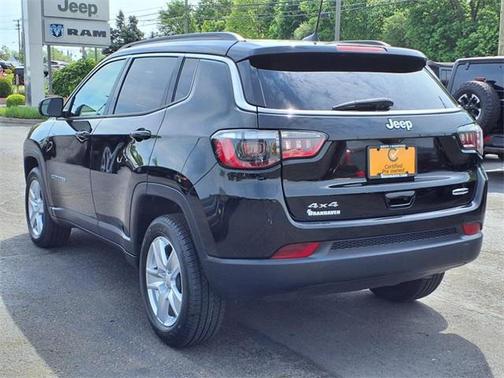 2022 Jeep Compass Latitude