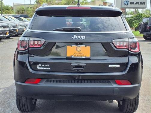 2022 Jeep Compass Latitude