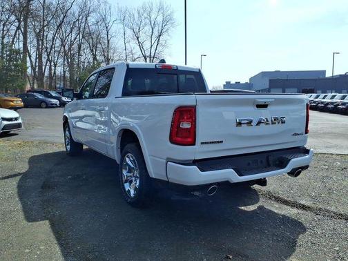 Bright White Clearcoat 2026 RAM 1500 Big Horn/Lone Star