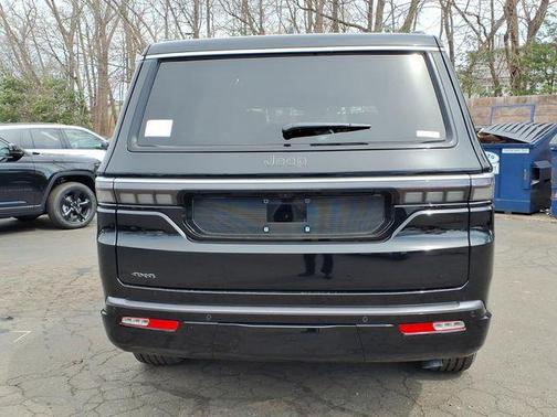 High Gloss Black 2026 Jeep Grand Wagoneer 4x4