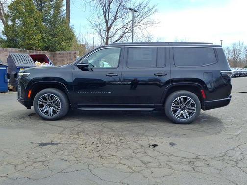 High Gloss Black 2026 Jeep Grand Wagoneer 4x4