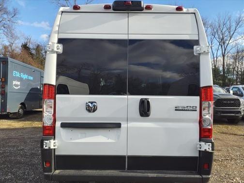 2025 RAM ProMaster 2500 Tradesman