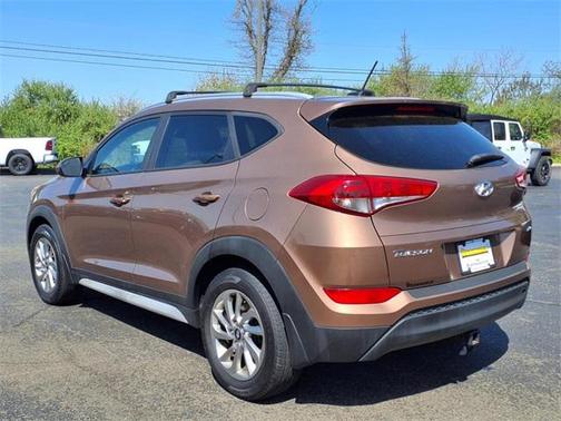2017 Hyundai TUCSON SE