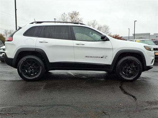 2022 Jeep Cherokee X