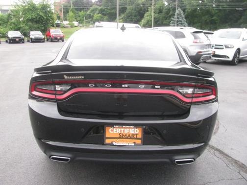 2017 Dodge Charger SXT