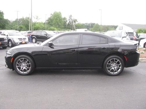 2017 Dodge Charger SXT