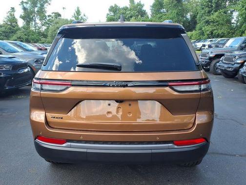 Copper Shino Metallic Clearcoat 2026 Jeep Grand Cherokee Limited