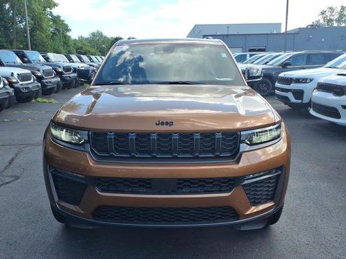 Copper Shino Metallic Clearcoat 2026 Jeep Grand Cherokee Limited