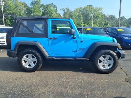 Chief Clearcoat 2017 Jeep Wrangler Sport