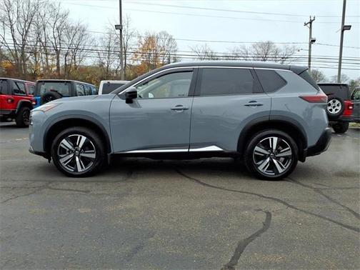 2021 Nissan Rogue SL