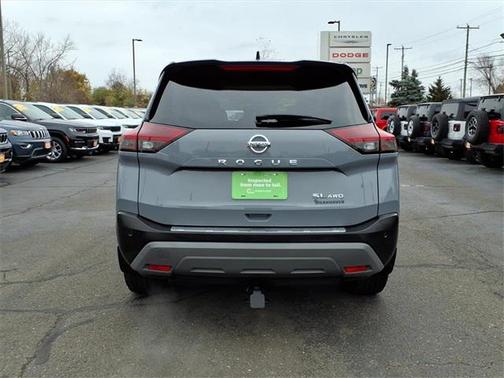 2021 Nissan Rogue SL