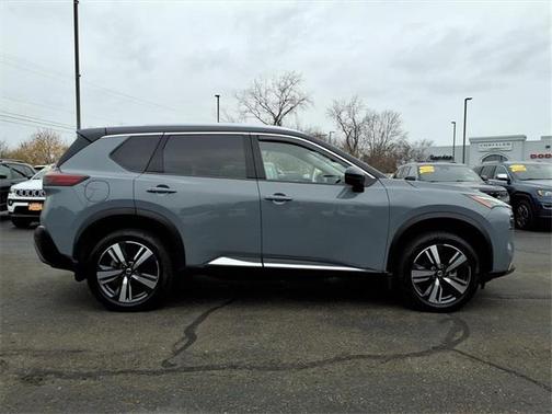 2021 Nissan Rogue SL