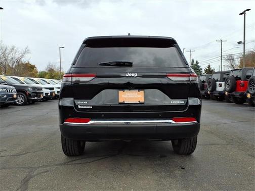 2024 Jeep Grand Cherokee Laredo