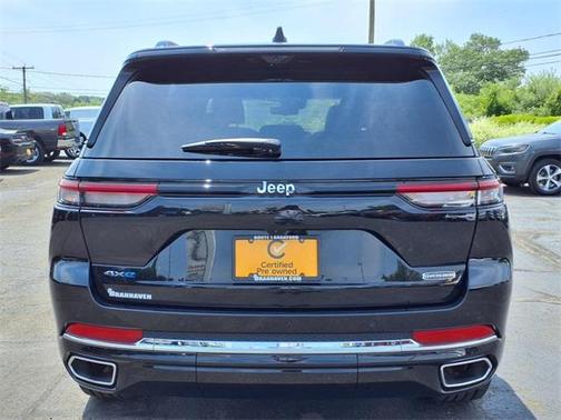 2022 Jeep Grand Cherokee 4xe Overland