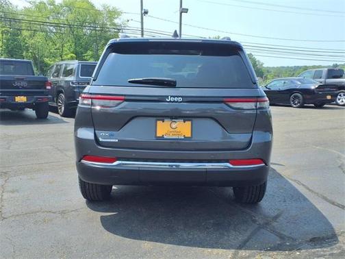 2022 Jeep Grand Cherokee 4xe Base