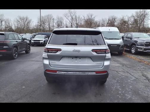 2024 Jeep Grand Cherokee L Laredo