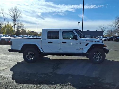 2026 Jeep Gladiator Mojave