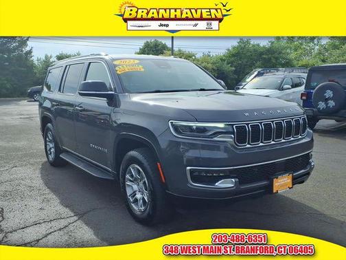 Baltic Gray Metallic Clearcoat 2023 Jeep Wagoneer 4X4