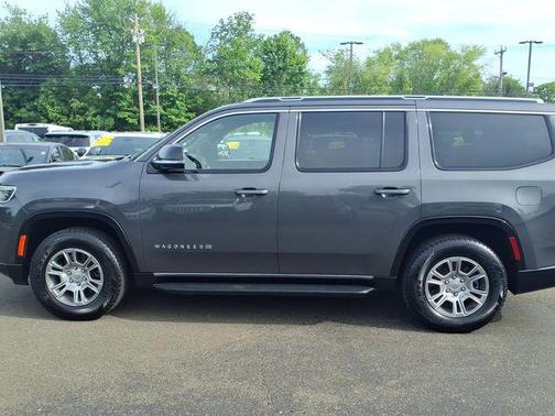 Baltic Gray Metallic Clearcoat 2023 Jeep Wagoneer 4X4