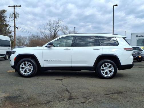 Bright White Clearcoat 2023 Jeep Grand Cherokee L Limited