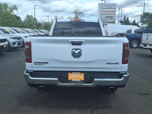 Bright White Clearcoat 2022 RAM 1500 Laramie