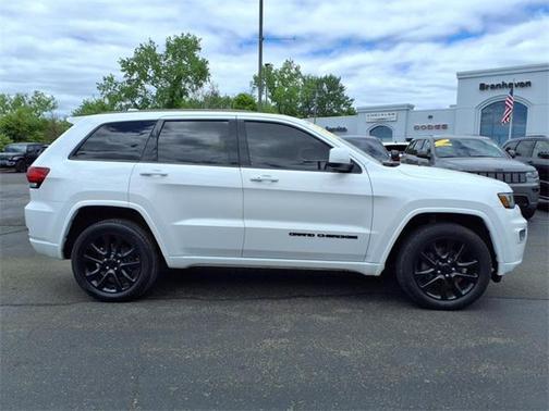 2017 Jeep Grand Cherokee Altitude