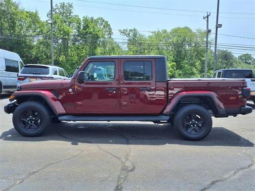 2021 Jeep Gladiator Sport
