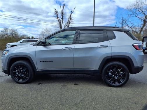 2023 Jeep Compass Latitude