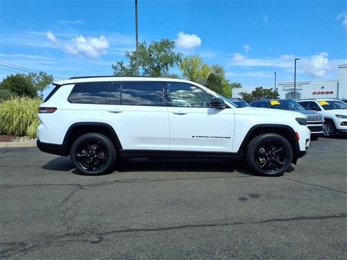 2021 Jeep Grand Cherokee L Altitude