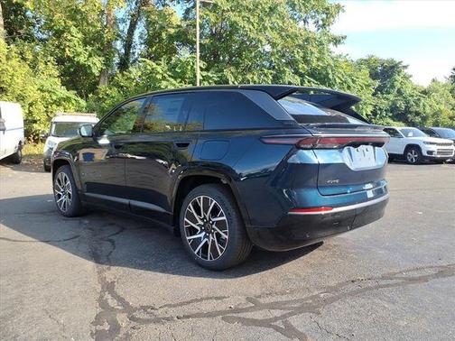 2025 Jeep Wagoneer S Limited