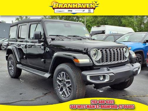 Black Clearcoat 2025 Jeep Wrangler Sahara