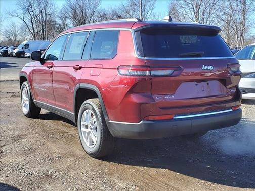 2023 Jeep Grand Cherokee L Laredo